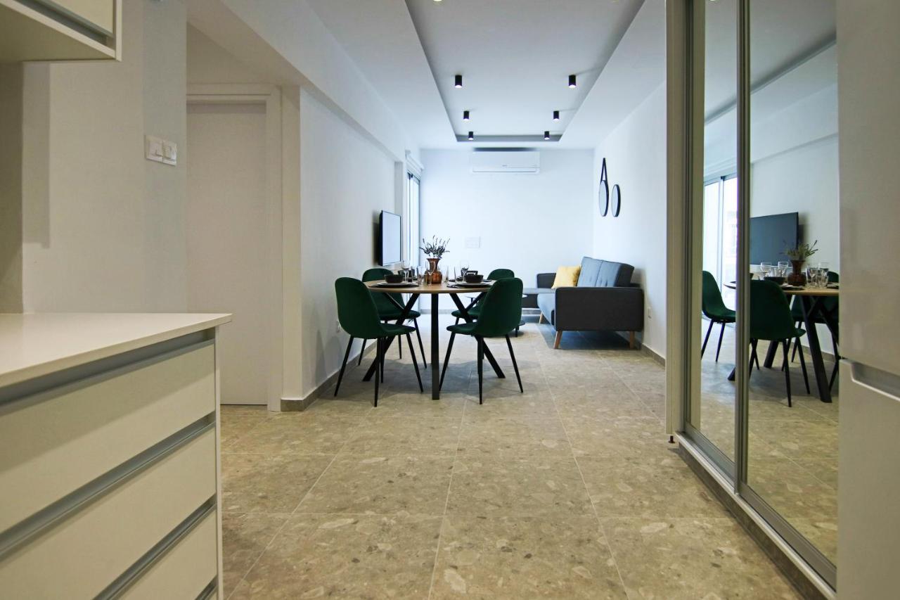 Phaedrus Living: Seaside Luxury Flat Lighthouse 69 Apartamento Pafos Exterior foto