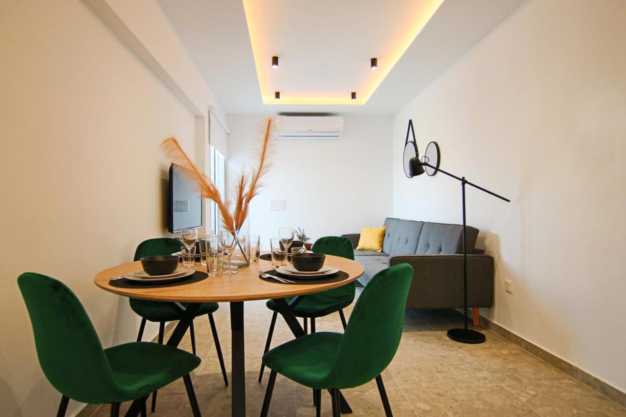 Phaedrus Living: Seaside Luxury Flat Lighthouse 69 Apartamento Pafos Exterior foto