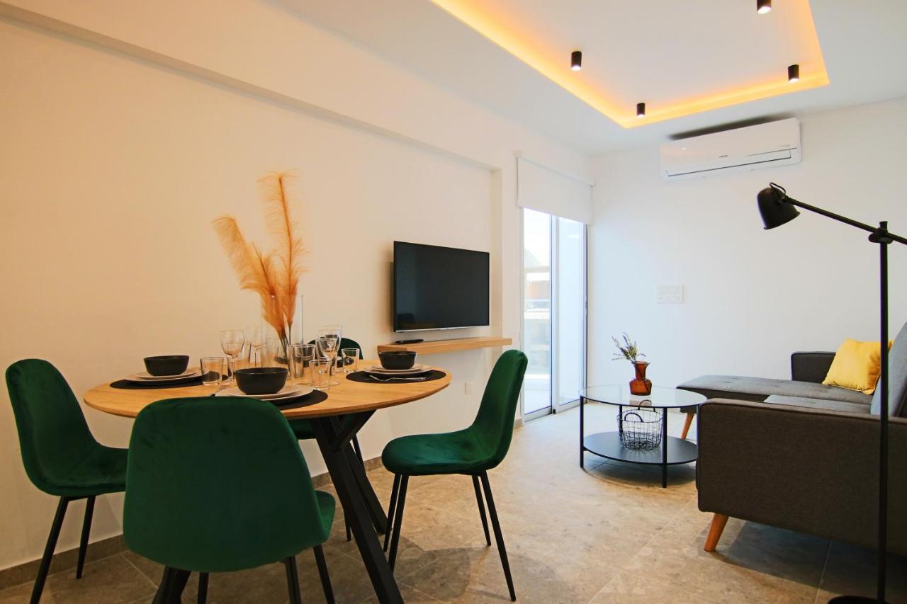 Phaedrus Living: Seaside Luxury Flat Lighthouse 69 Apartamento Pafos Exterior foto